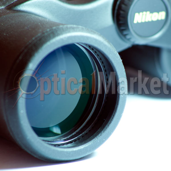 Туристический бинокль Nikon Aculon A211 10x42 CF