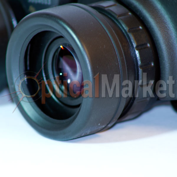 Классический бинокль Nikon Aculon A211 10x42 CF