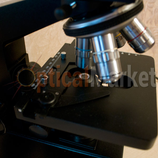 Биологический микроскоп Levenhuk 850B